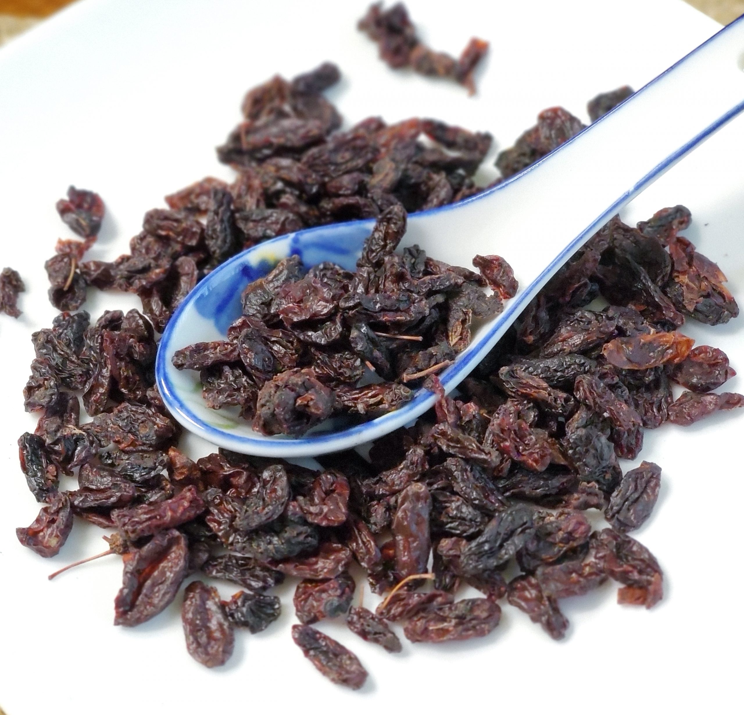 山茱萸 山芋肉 Shan Zhu Yu / Radix Dioscoreae Oppositae / Cornus officinalis - Image 2