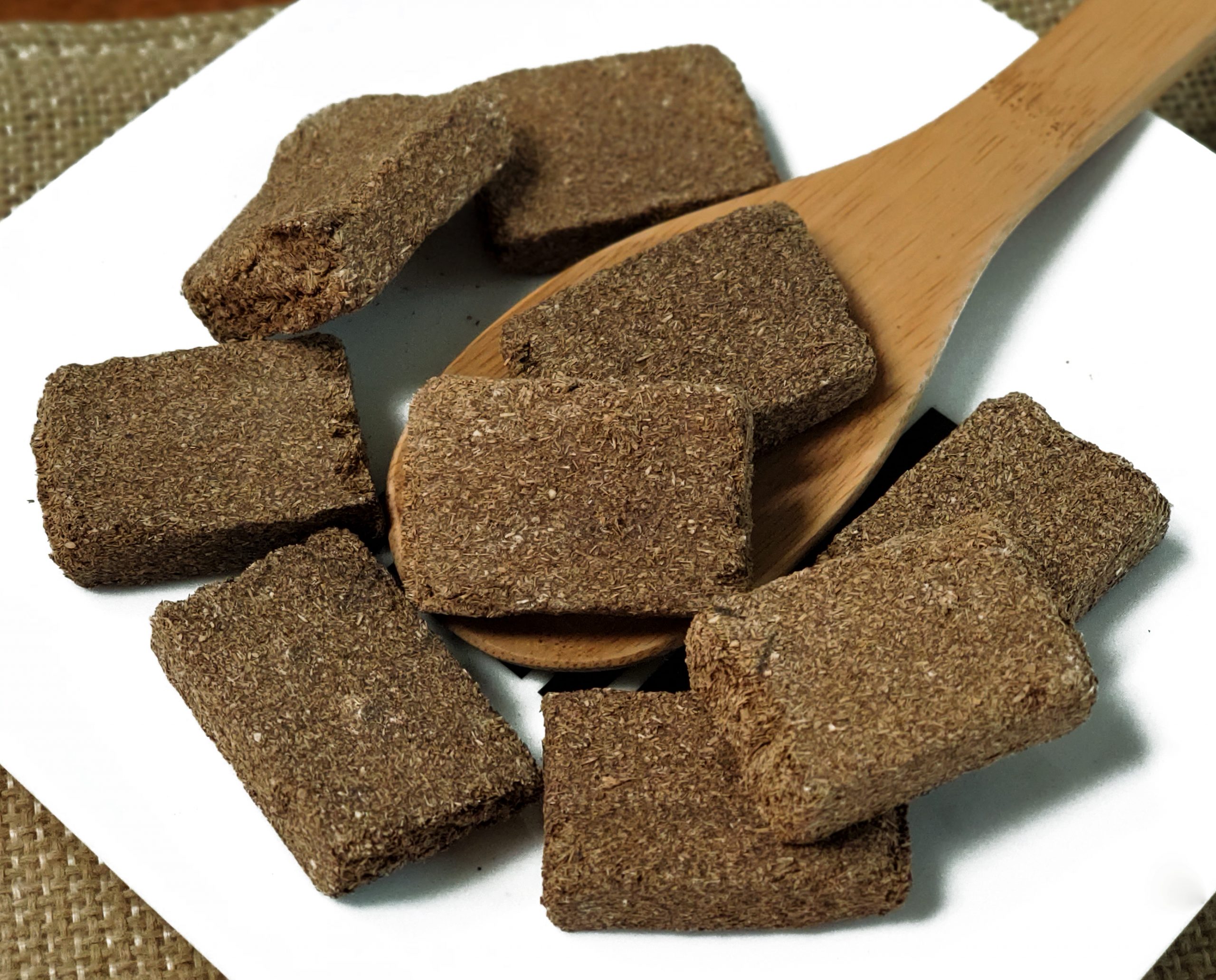 梧州神曲茶 Shen Qu Cha / Artemisia Annua Xianthium Sibiricum Polygonum Hydropier