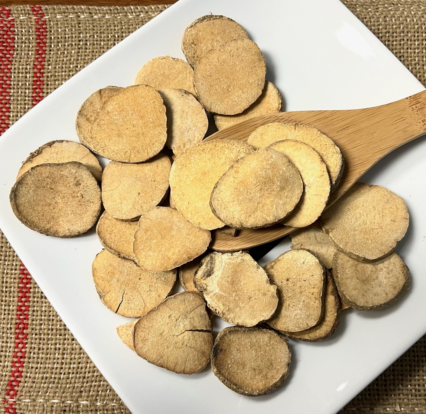 泽泻 Ze Xie / Alisma / Oriental Waterplantain Rhizome / Rhizoma Alismatis - Image 2