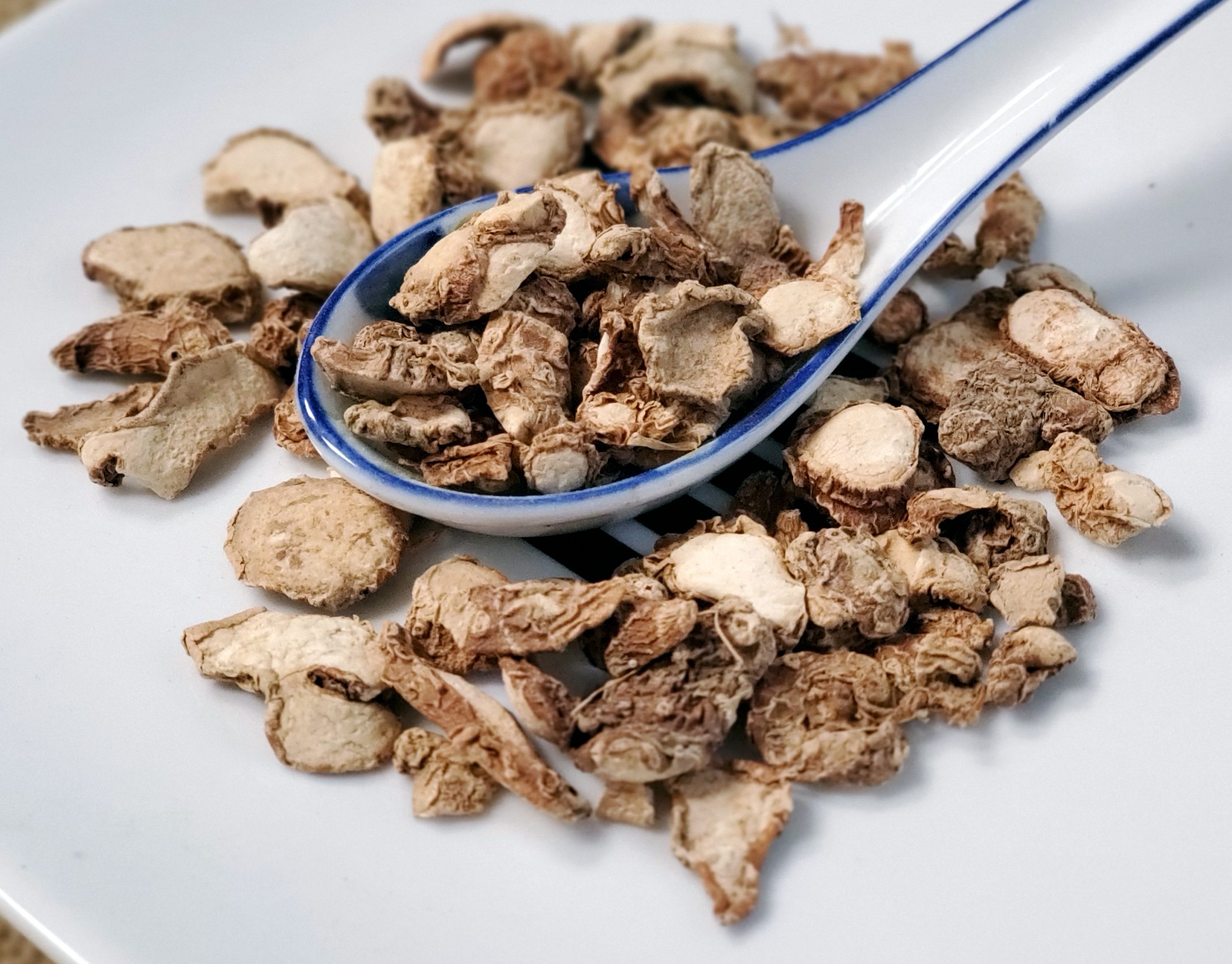 砂姜片/ 山奈 / Sha Jiang Pian / Ginger Slice / Peristylus Goodyeroides Lindl. - Image 2