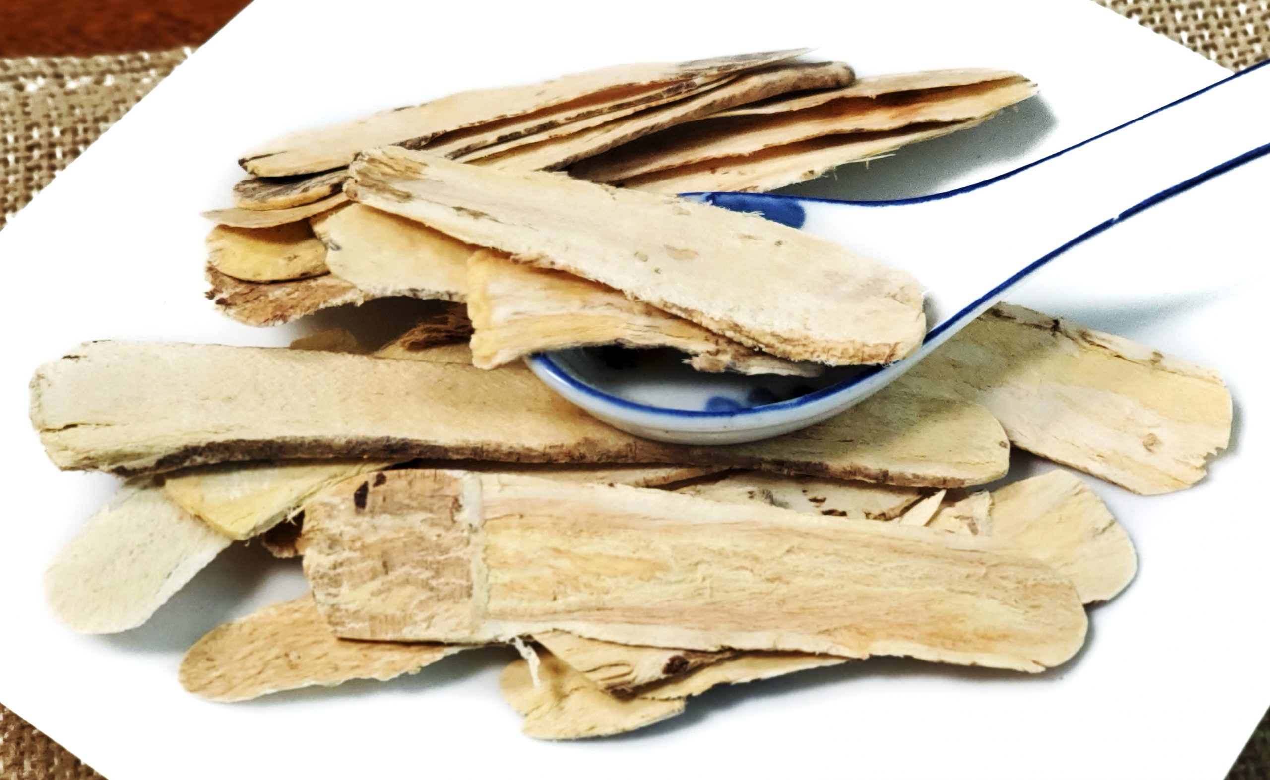 内蒙古 正北芪 中短  Huang Qi / Radix Astragali Slices / Astragulus Mid Short Slices - Image 2