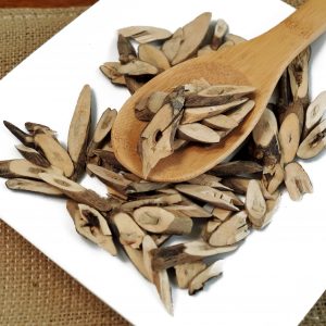 板蓝根 Ban Lan Gen / Baphicacanthis Radix /  Isatidis / Indigowoad Root