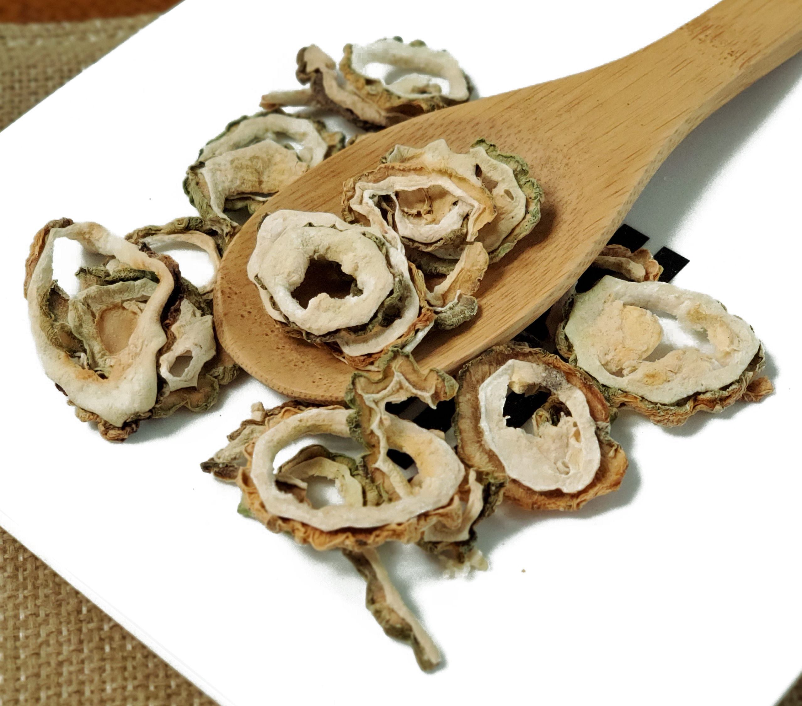 苦瓜干 (少心)  Ku Gua Gan / Dried Momordica Charantia Linn / Bitter Melon / Liang Gua - Image 2