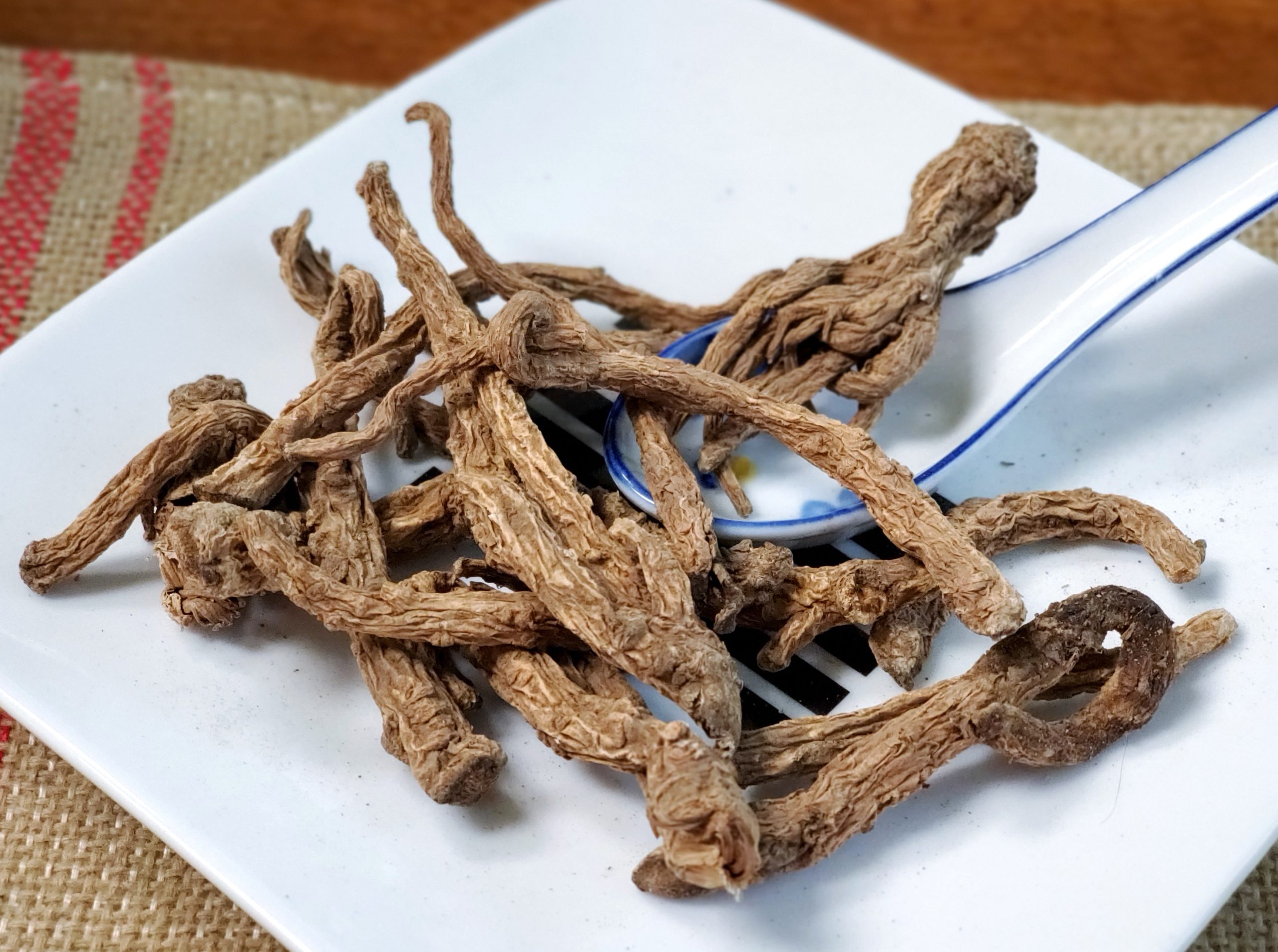 一等当归尾 西归尾 Dang Gui Wei / Xi Gui / Chinese Angelica Sinensis Root tail / Dong Quai Tail