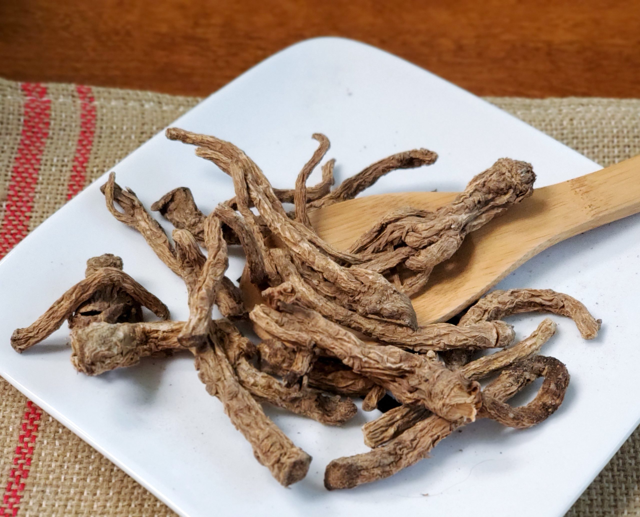 一等当归尾 西归尾 Dang Gui Wei / Xi Gui / Chinese Angelica Sinensis Root tail / Dong Quai Tail - Image 2