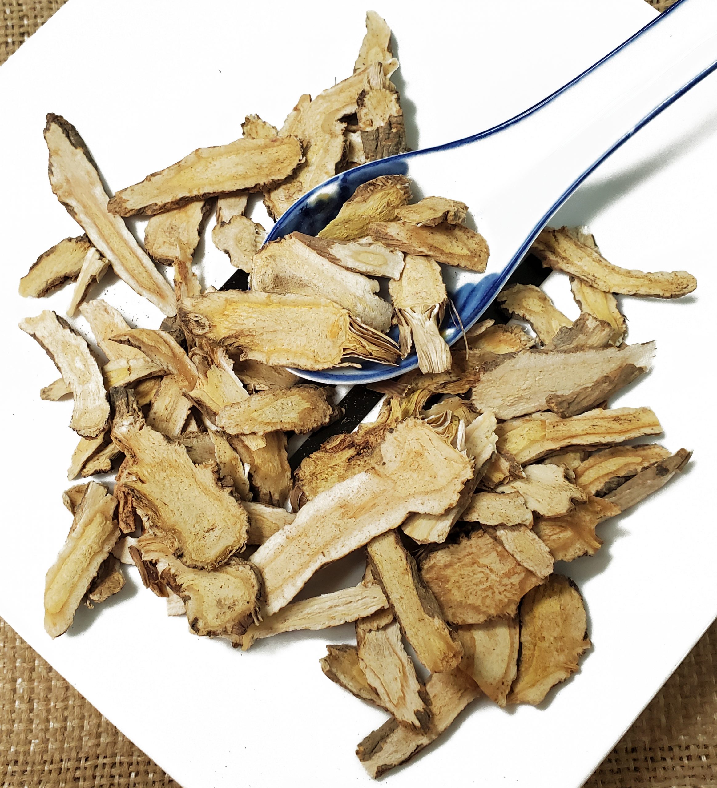 前胡片 Qian Hu Pian / Radix Peucedani / Hogfennel Root / Peucedanum Root