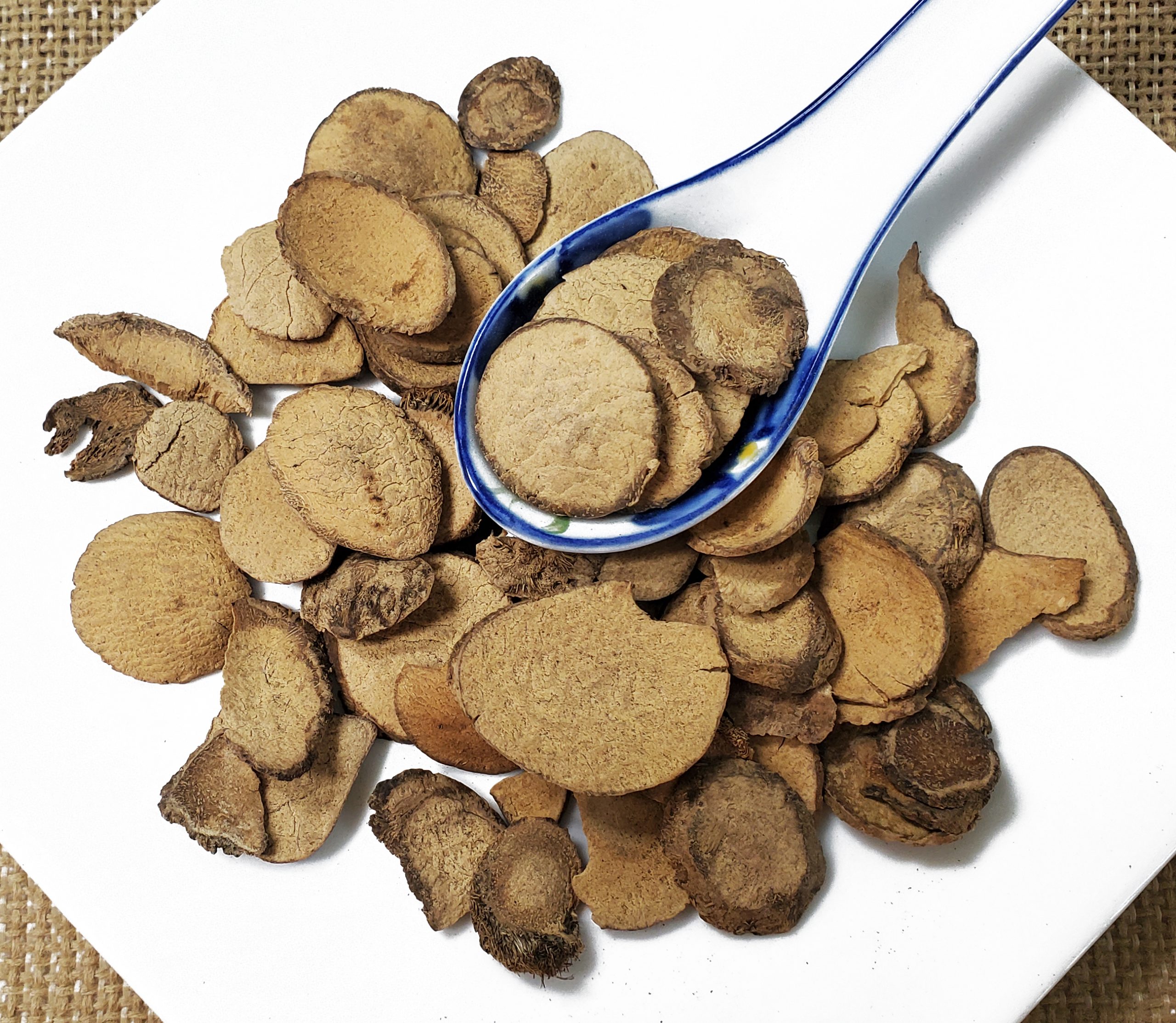 制三棱 Zhi San Leng / Processed Rhizoma Sparganii