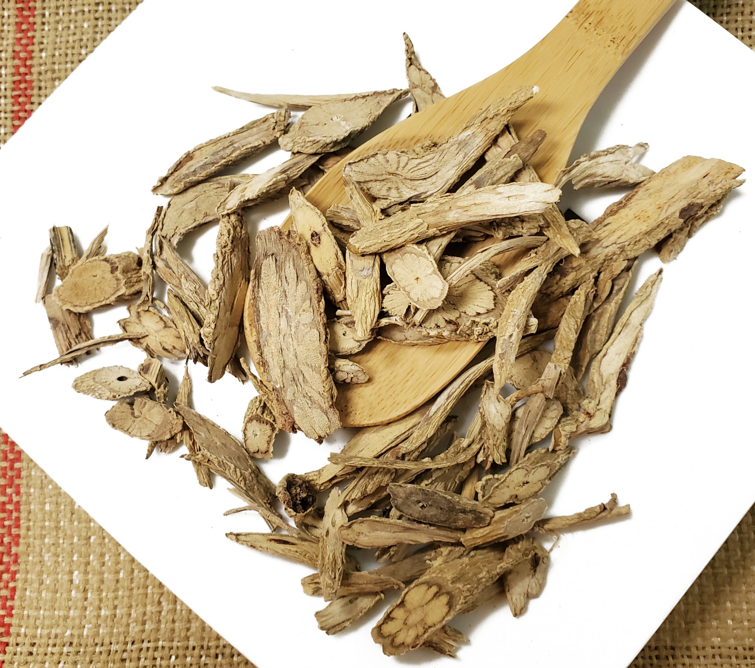 五加皮 Wu Jia Pi  / Eleutherococci Gracilistyli Cortex / Acanthopanax / Eleutherococcus Root Bark / Cortex Acanthop Anacis - Image 2