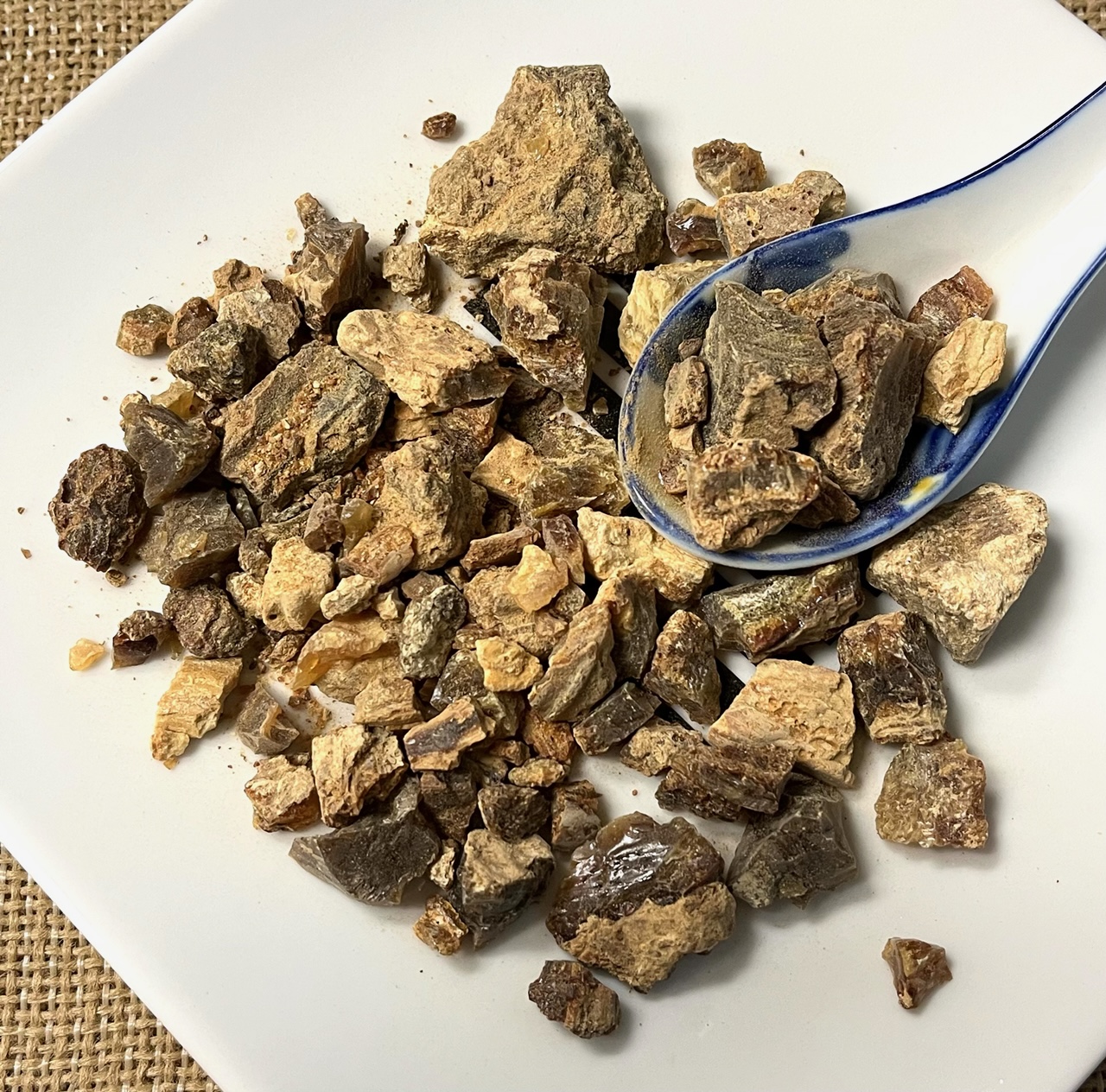 琥珀 Hu po / Succinum Amber - Image 2