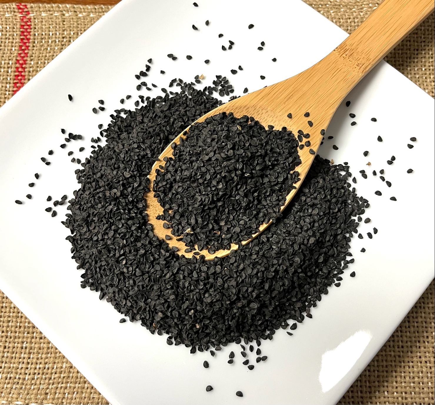 韭菜子 Jiu Cai Zi / Semen Allii Tuberosi / Chinese Leek Seeds