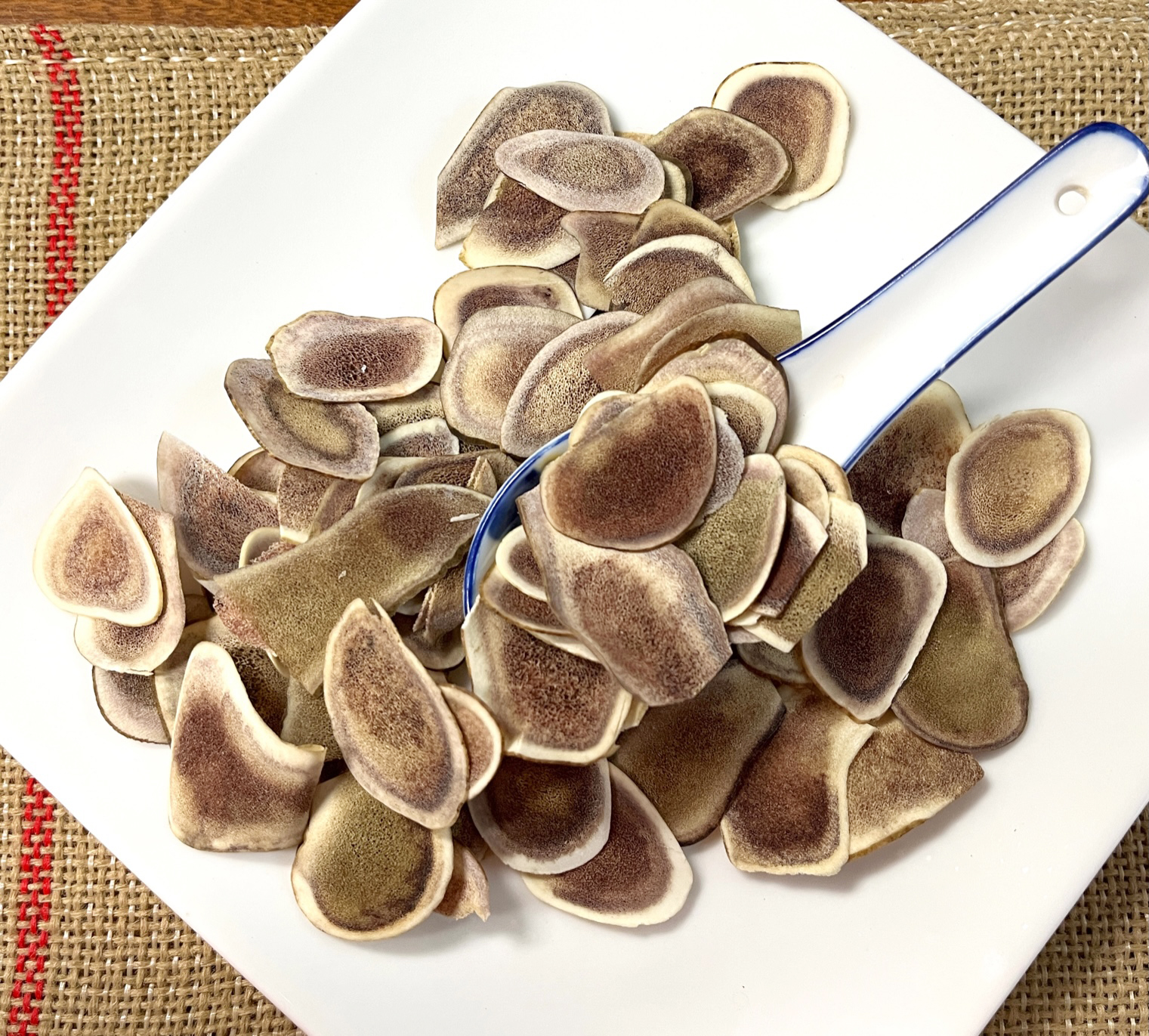 鹿茸片 Lu Rong Pian / Cervi Cornu Pantotrichum / Deer Velvet / Antler Slice / Hairy Deerhorn Slice - Image 2